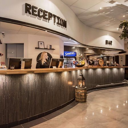Best Western Hotel City Йевле Екстериор снимка