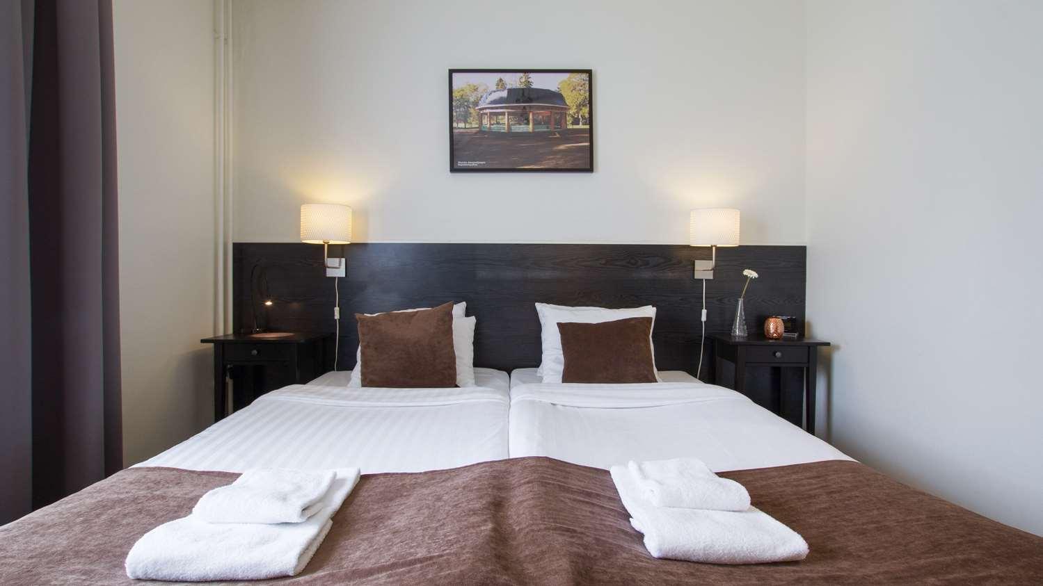 Best Western Hotel City Йевле Екстериор снимка
