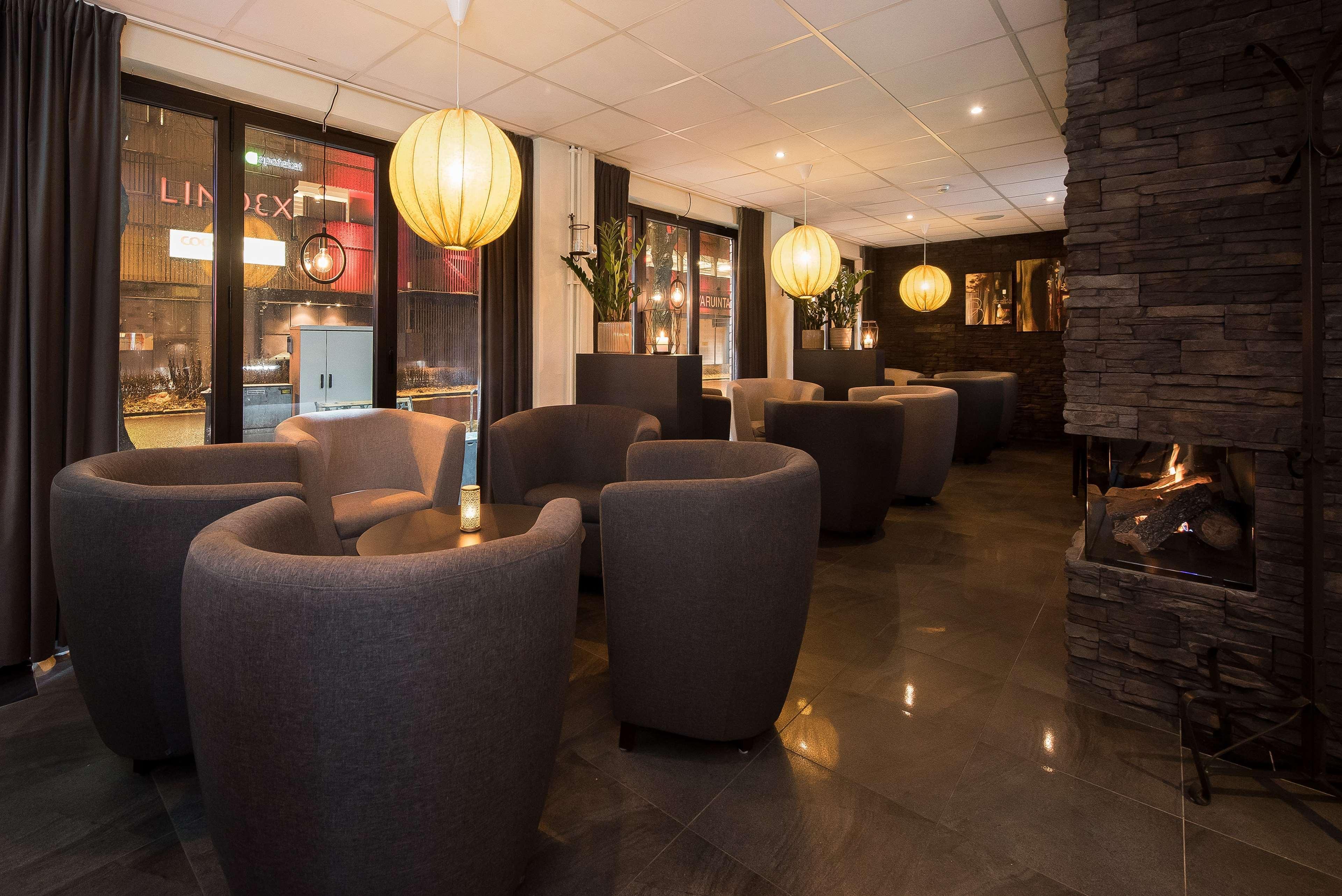 Best Western Hotel City Йевле Екстериор снимка