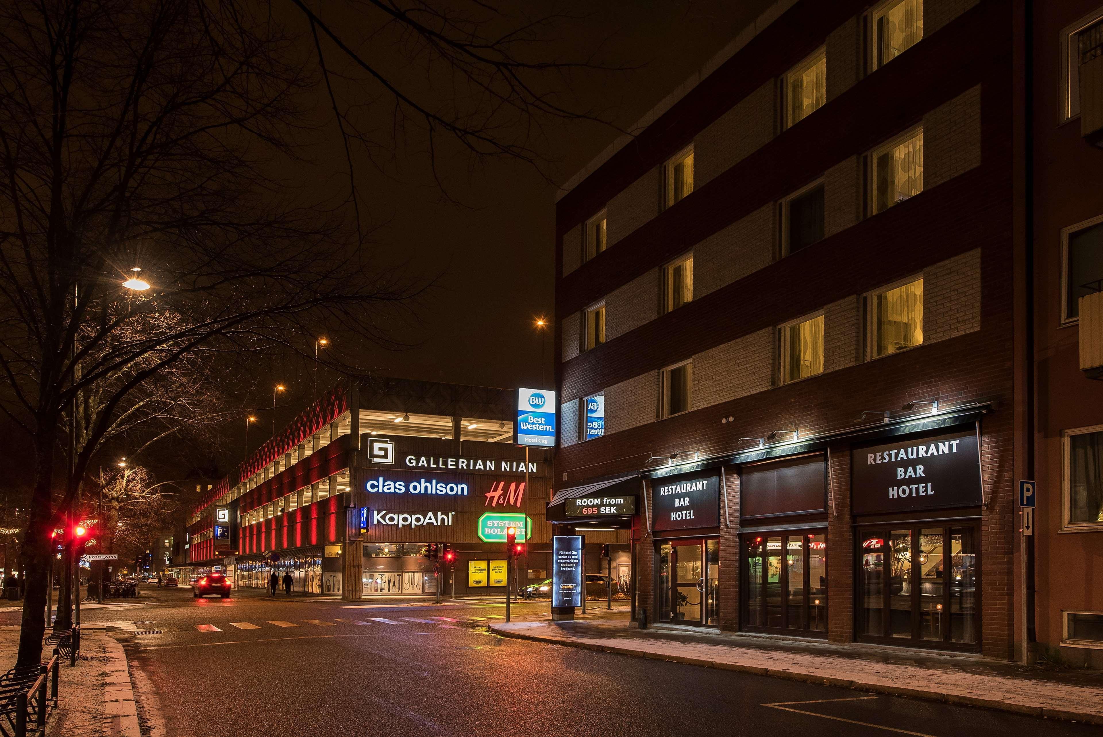 Best Western Hotel City Йевле Екстериор снимка