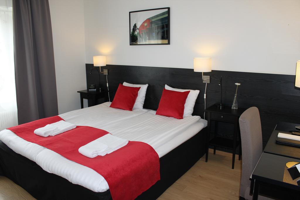 Best Western Hotel City Йевле Екстериор снимка